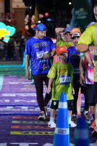 BIB: 37702, 3112, 466
                            <button type="button" onclick="openModal(26226321)" class="btn btn-primary btn-sm float-right btn-popup" data-toggle="modal" data-target=".modal-high-quality">
                        <i class="fas fa-shopping-cart"></i> Add to Cart
                    </button>
                                            <button type="button" onclick="isThisMe(26226321, true)" class="btn btn-success btn-sm float-right btn-popup btn-isme hidden" data-toggle="tooltip" data-placement="bottom" title="นี่คือรูปของคุณใช่ไหม คลิกที่นี่เพื่อเอาเข้าอัลบั้ม">
                        <i class="fas fa-plus"></i> Add to album
                    </button>
                    <button type="button" onclick="isThisMe(26226321, false)" class="btn btn-warning btn-sm float-right btn-popup btn-isnotme hidden">
                        <i class="fas fa-ban"></i> Remove from album
                    </button>